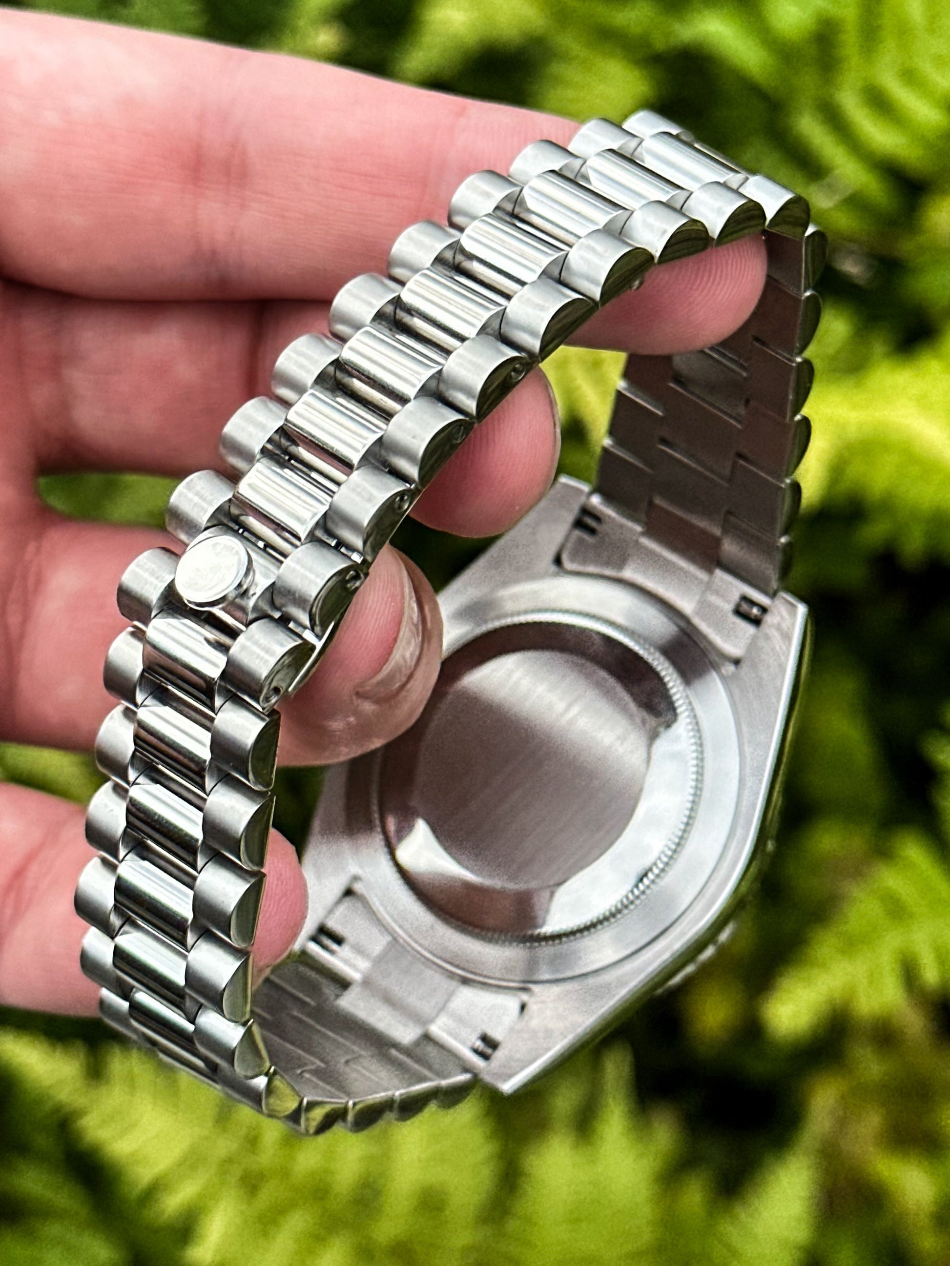 ’Sky Blue Arabic’ President Mod