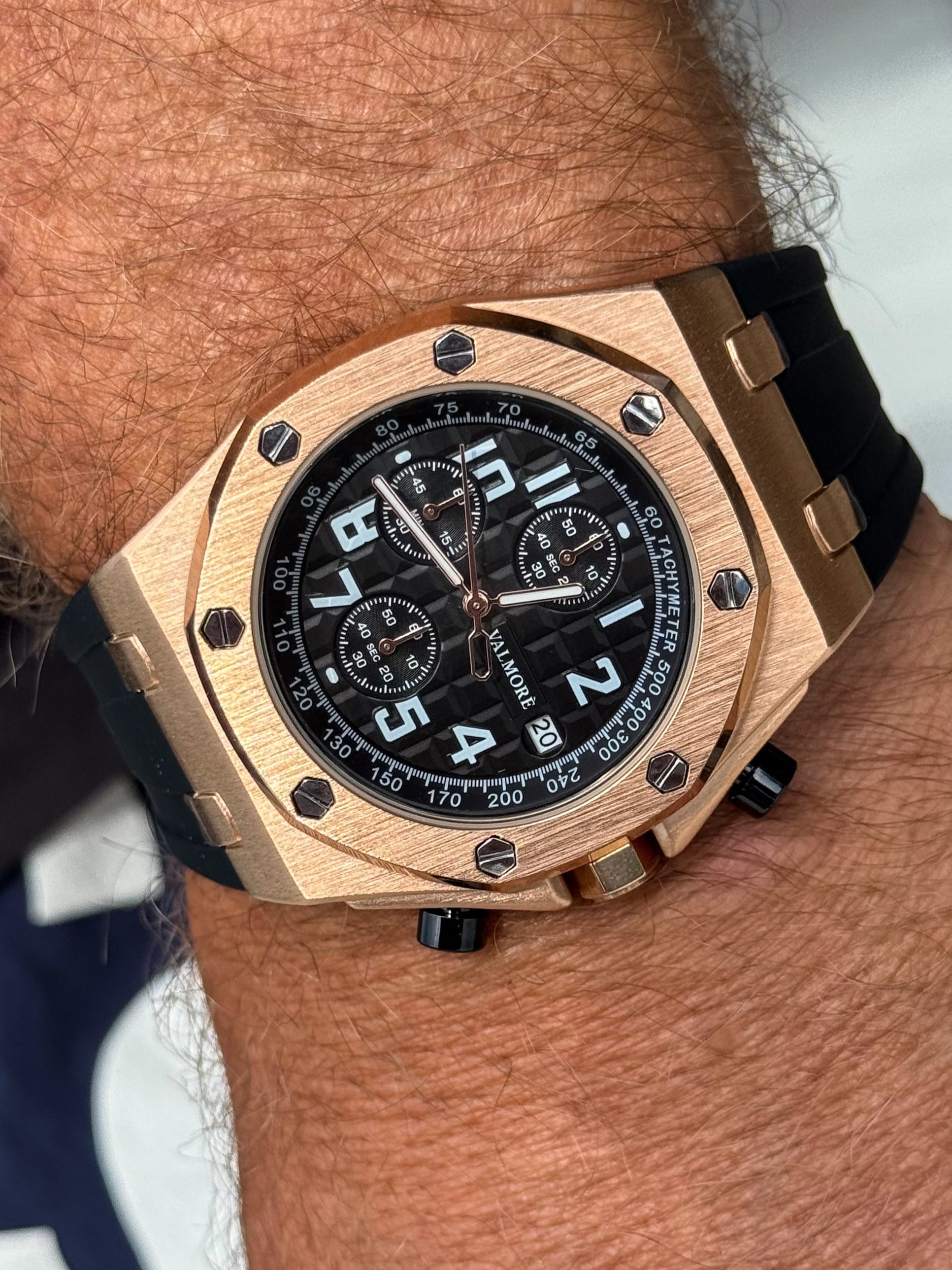 Valmorè Offshore – Sunset Gold