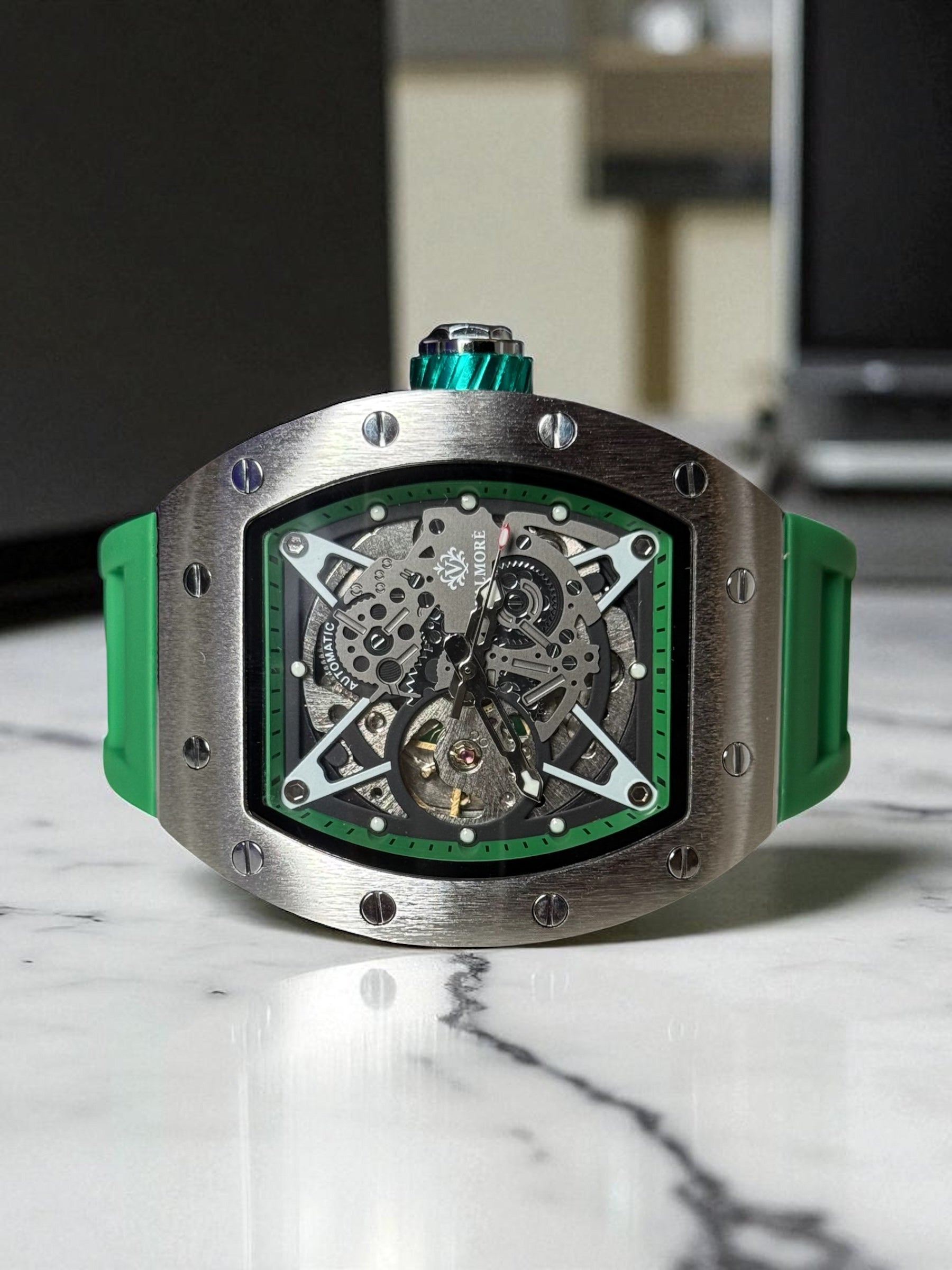 Valmorè Titan – Emerald