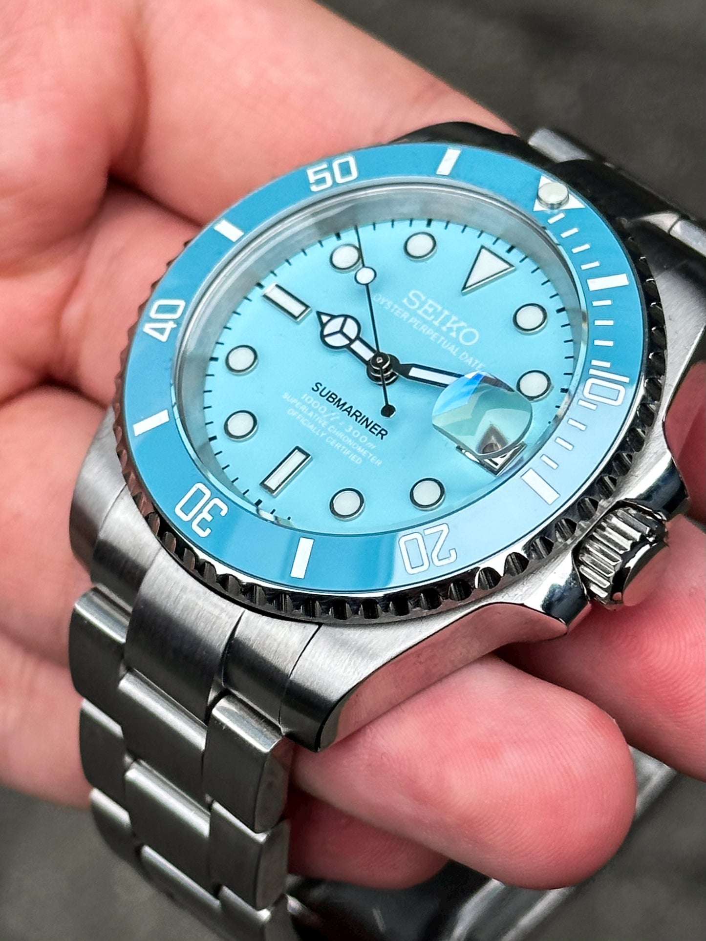 "Ice Blue" Submariner Mod