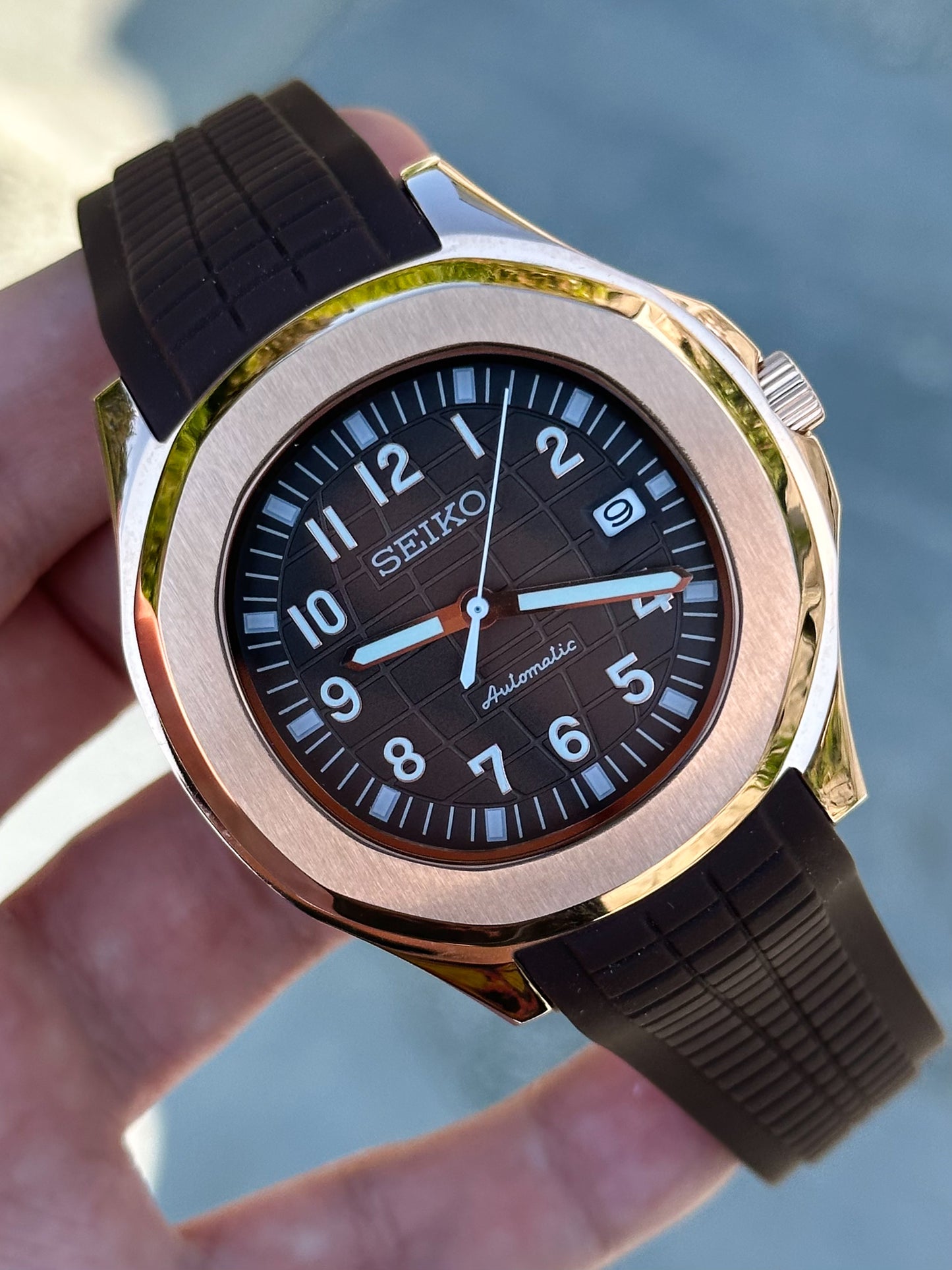 Rosegold "Choco" Aquanaut" Mod