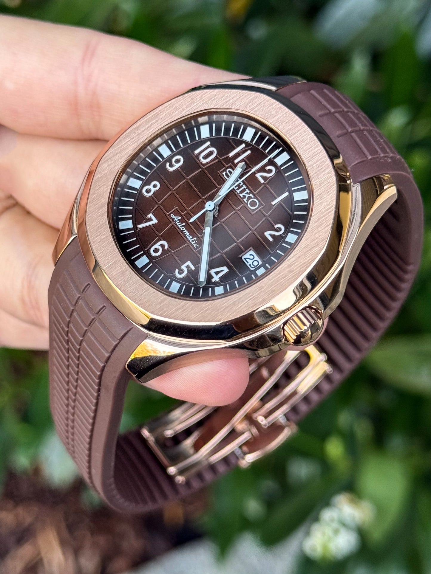 Rosegold "Choco" Aquanaut" Mod