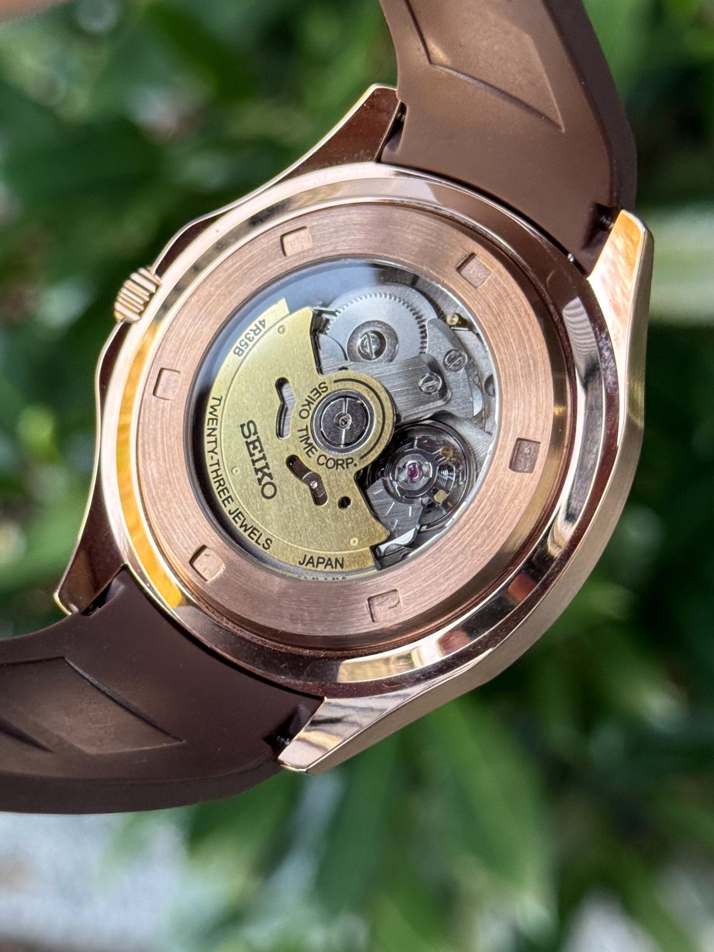 Rosegold "Choco" Aquanaut" Mod