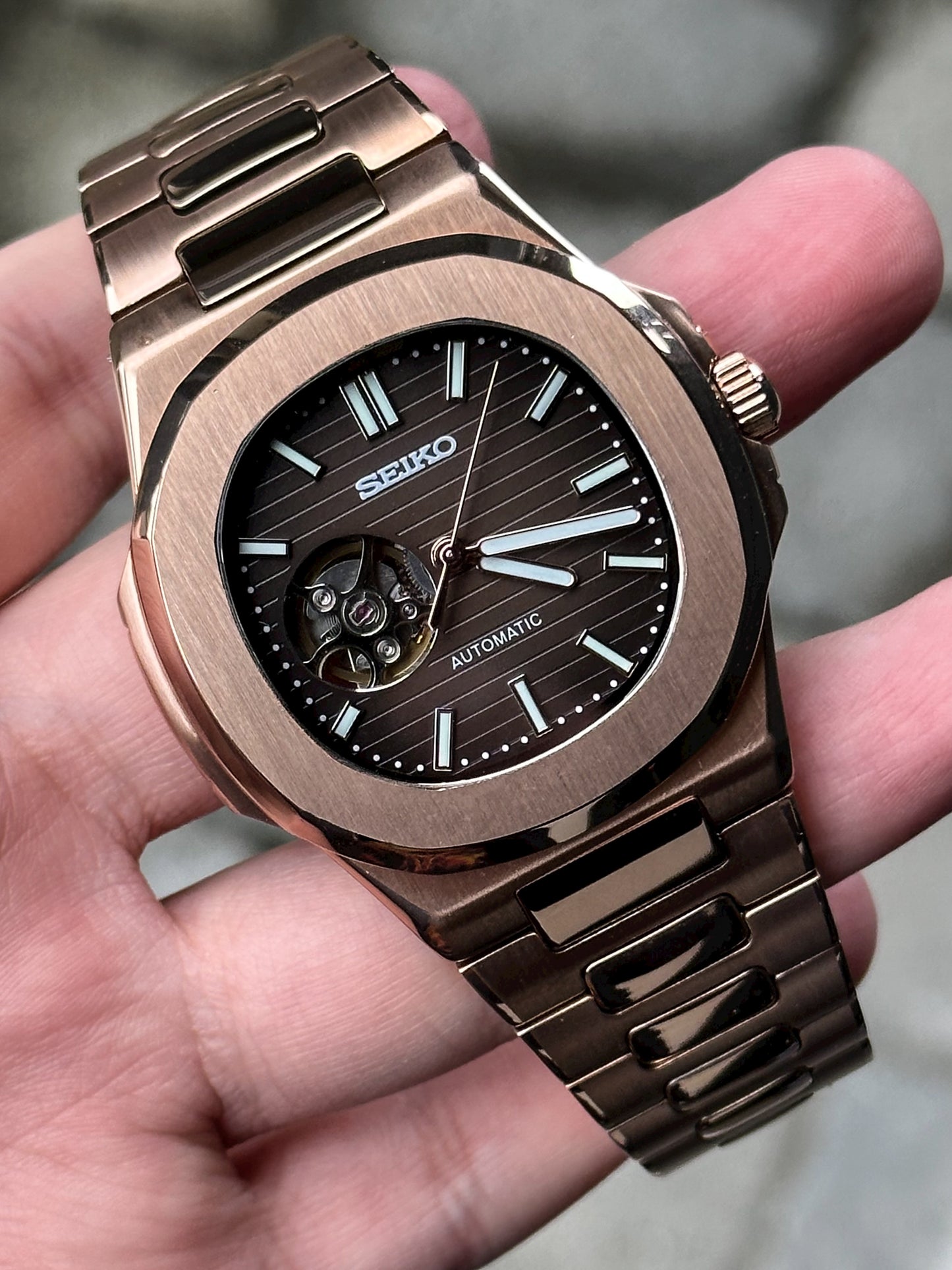 Rosegold "Open Heart" Nautilus Mod