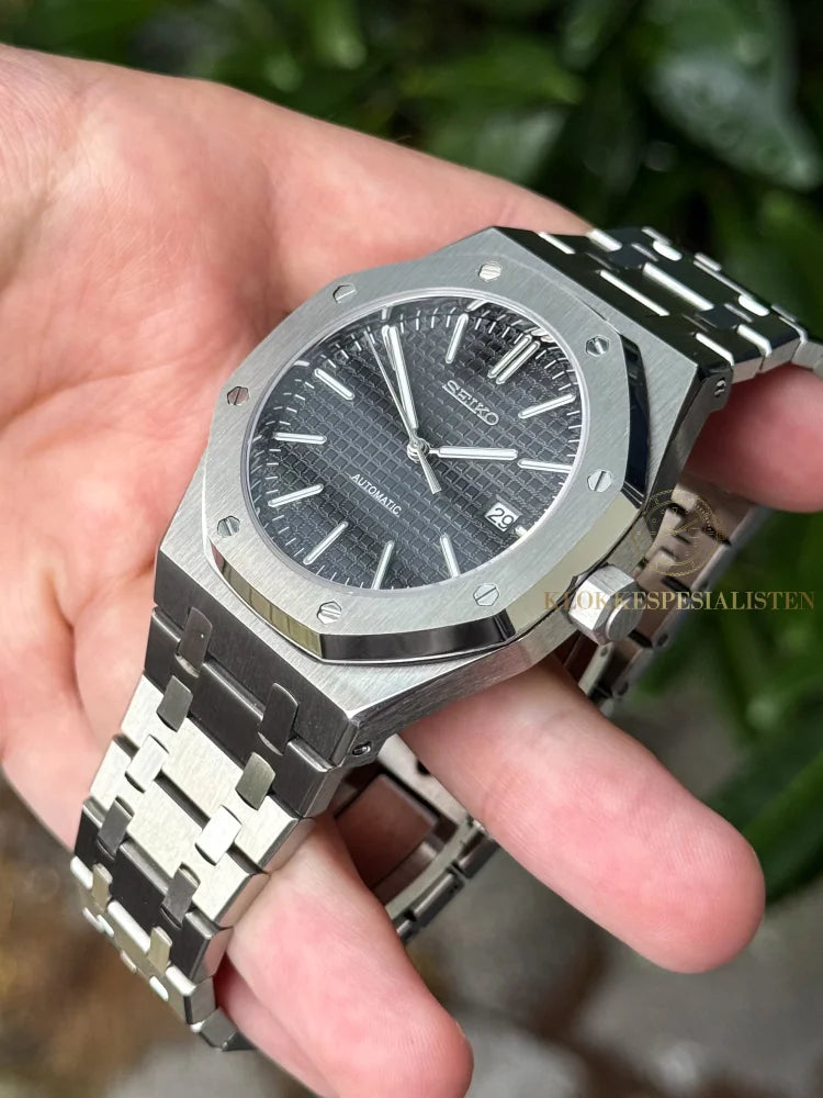 ’Black Dial’ Royal Oak Mod