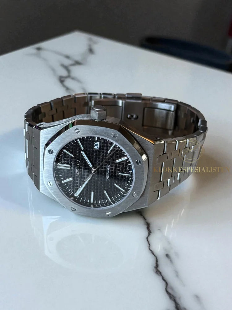 ’Black Dial’ Royal Oak Mod