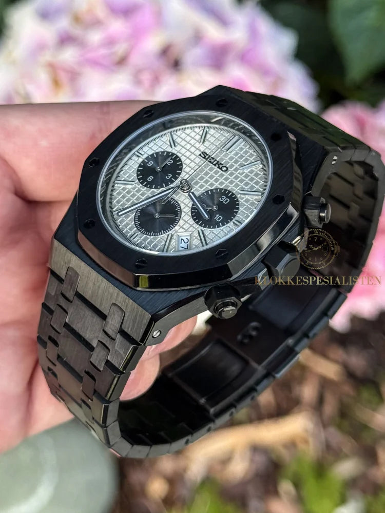 ’Black Panda’ Royal Oak Chrono Mod