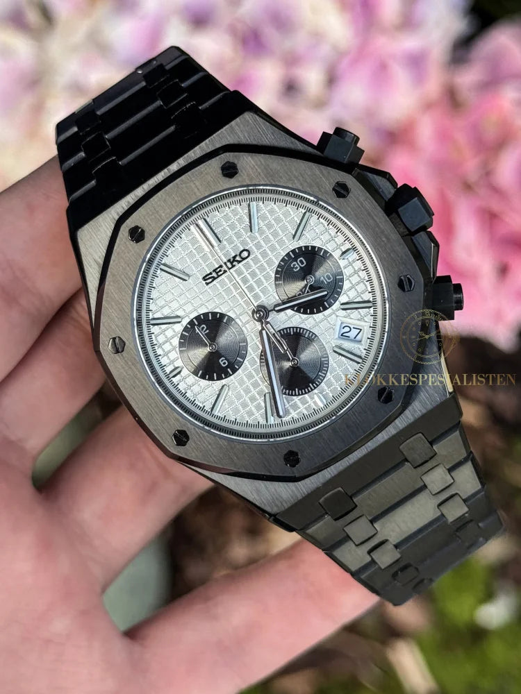 ’Black Panda’ Royal Oak Chrono Mod
