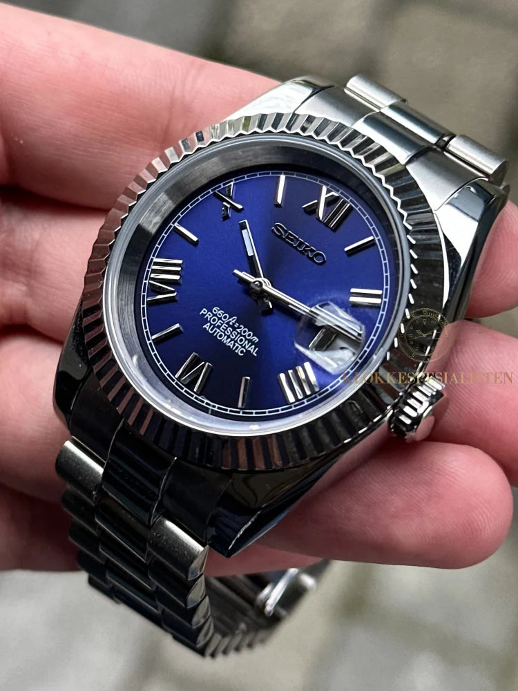 ’Blue Roman’ President Mod