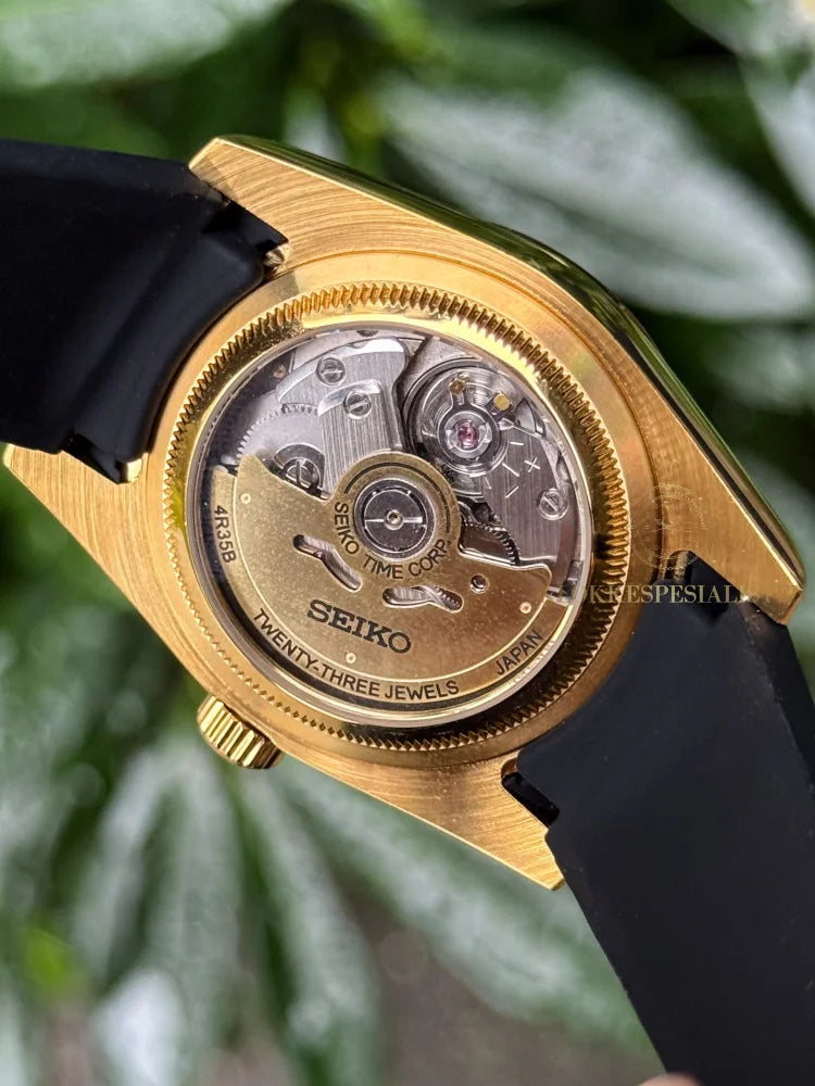 Gold ’Rubber’ Sky Dweller Mod
