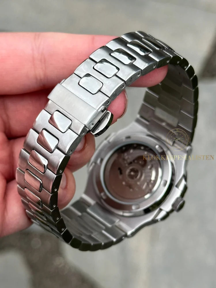 ’Green Dial’ Nautilus Mod