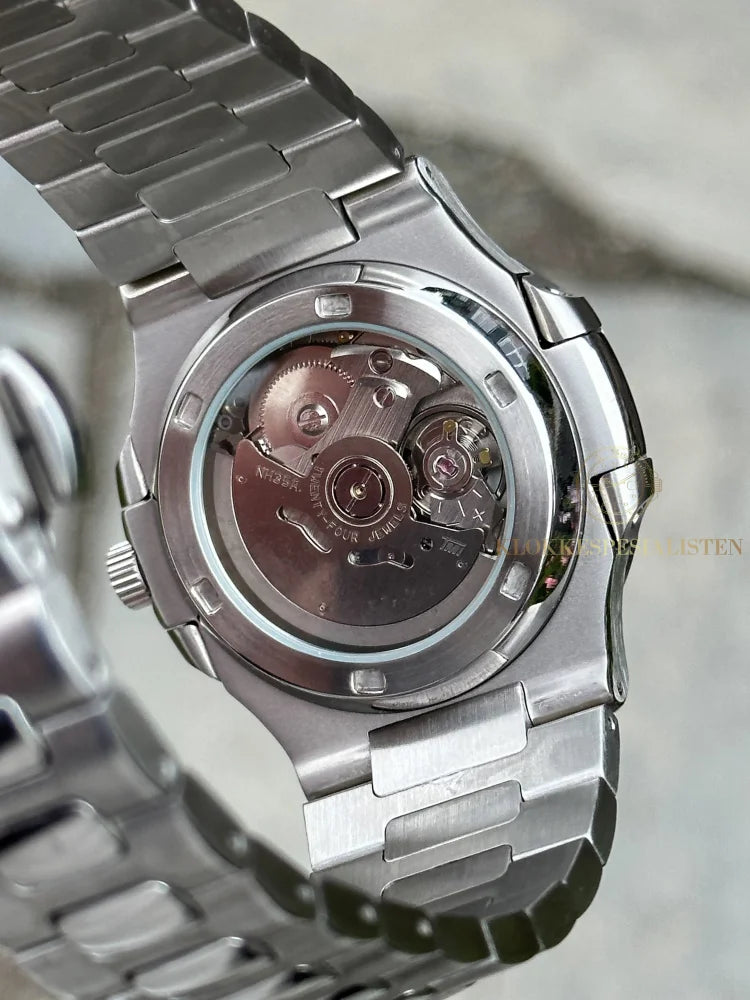 ’Green Dial’ Nautilus Mod