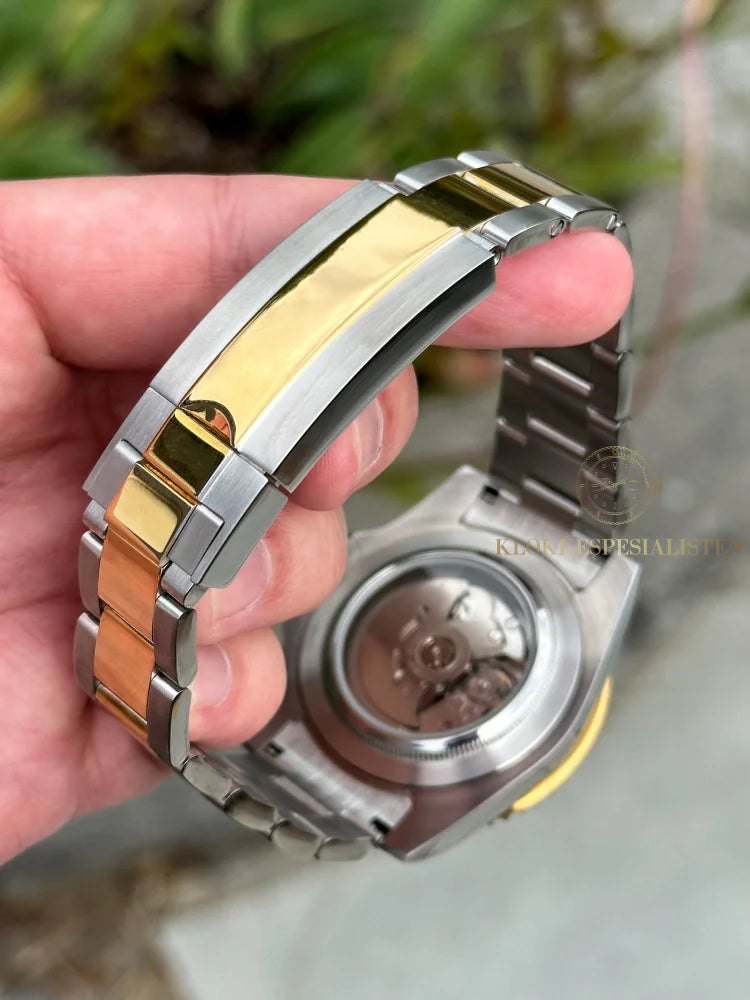 ’Green & Gold’ Submariner Mod