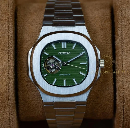 Open Heart ’Green Dial’ Nautilus Mod