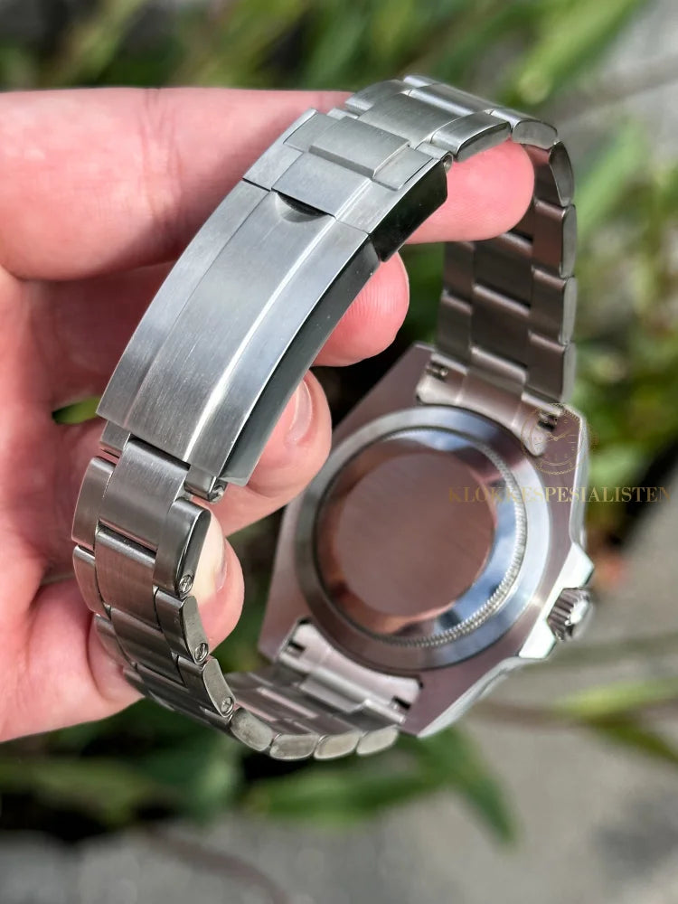 ’Rainbow’ Submariner Mod