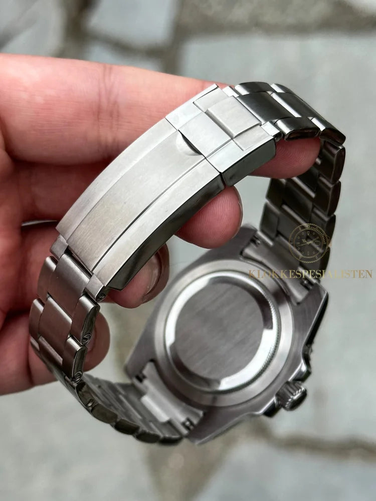 ’Starbucks’ Submariner Mod