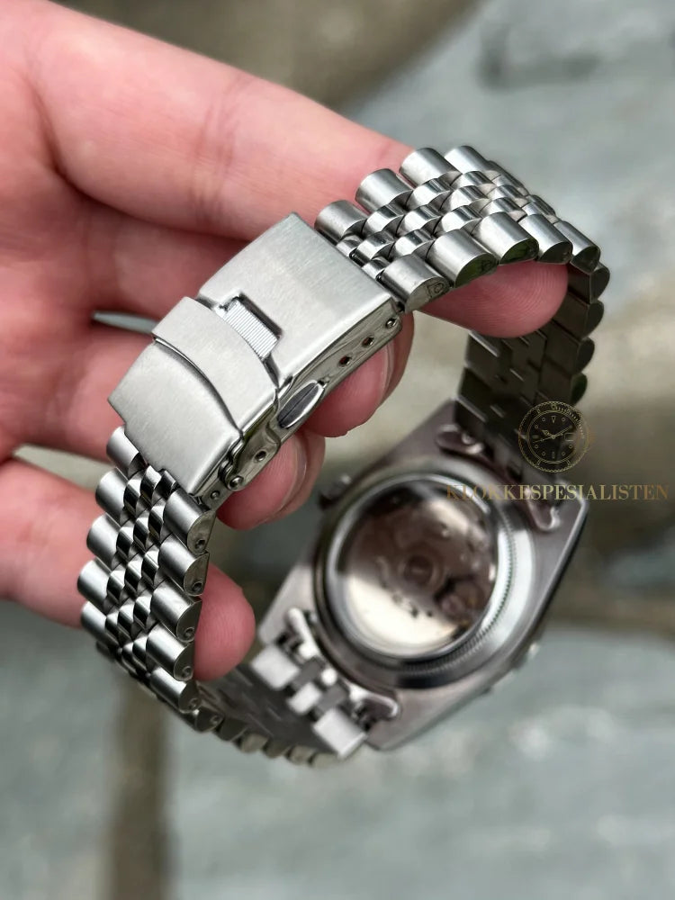 ’Turquoise Arabic’ Datejust Mod